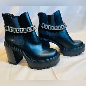 Chunky chain heels